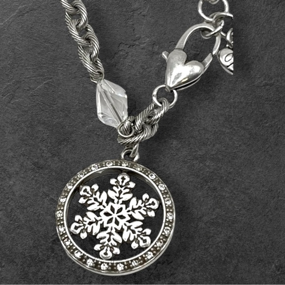 Brighton Silvertone Clear Crystal Beads And Snowflake Charm Chain Bracelet 0795 - Picture 2 of 8
